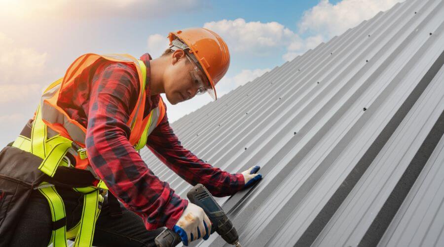 Professional New roof installation in Benton, MS